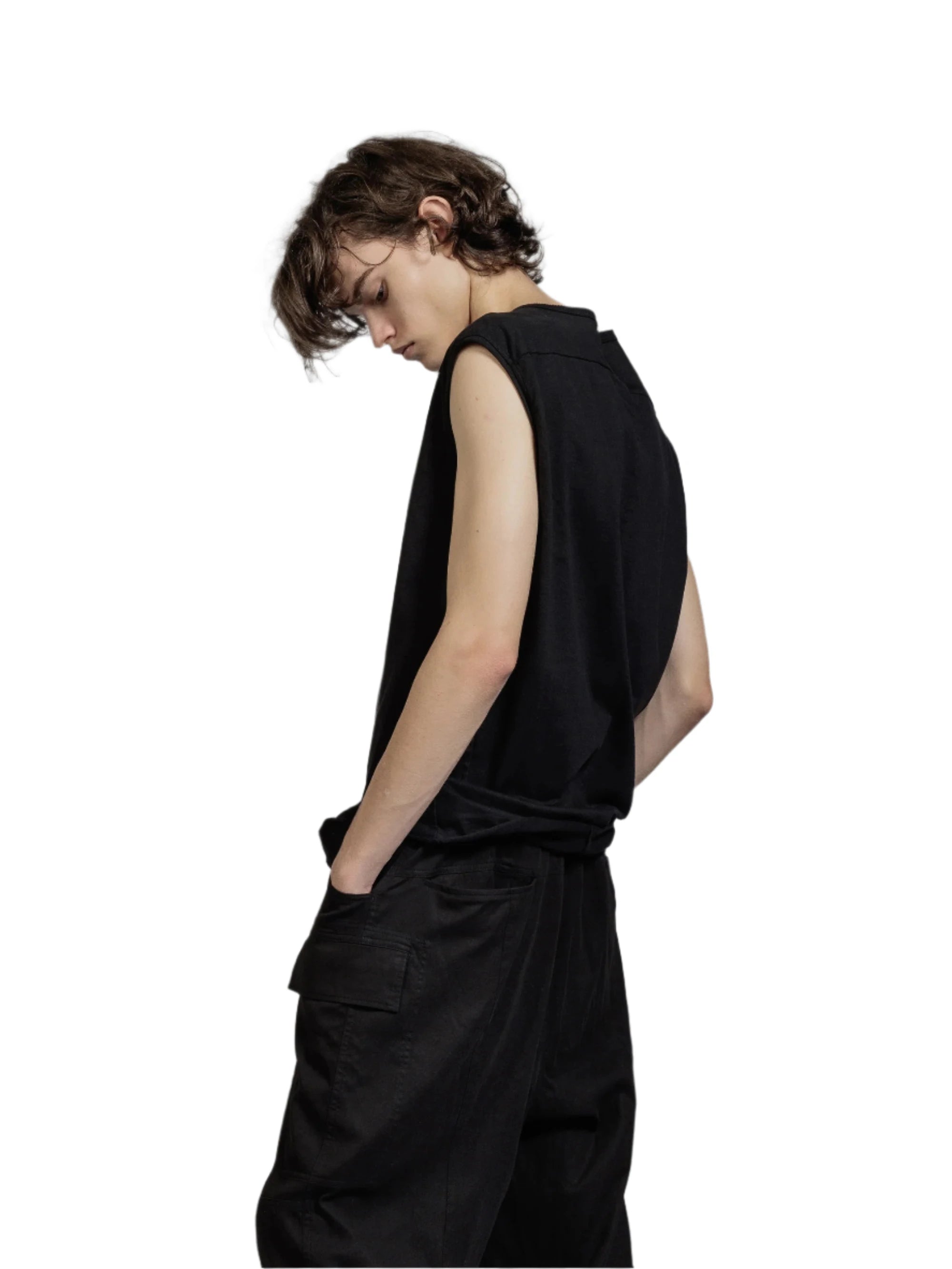 The Viridi-Anne Object Dyed Sleeveless Tee Black