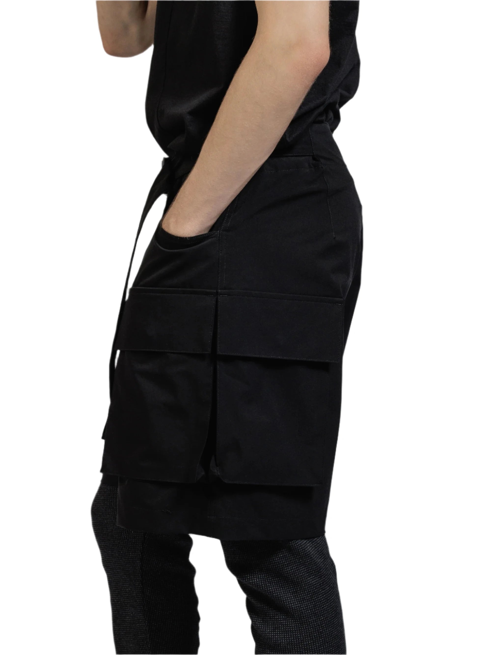 The Viridi-Anne Water Repellant Stretch Shorts Black