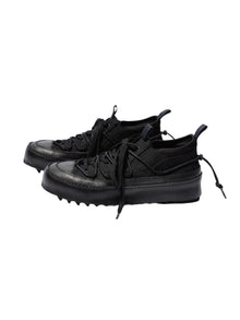 The Viridi-Anne Double Lace-up Shark Sneakers Black