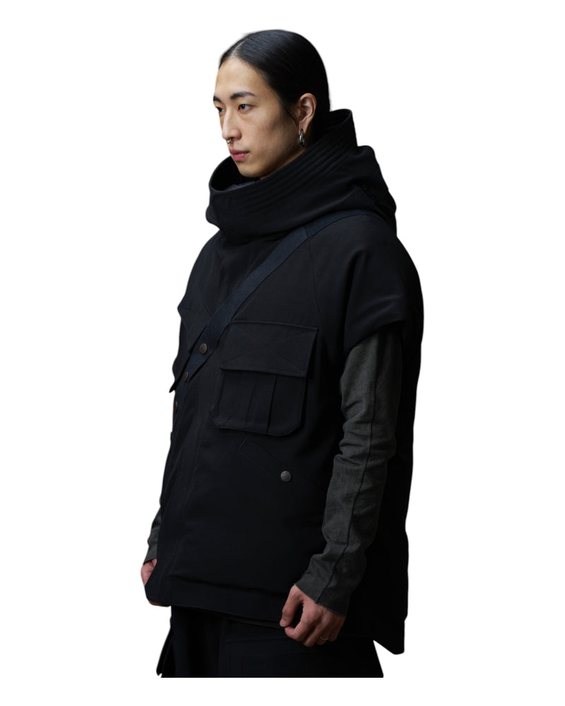 Devoa Down Vest Black