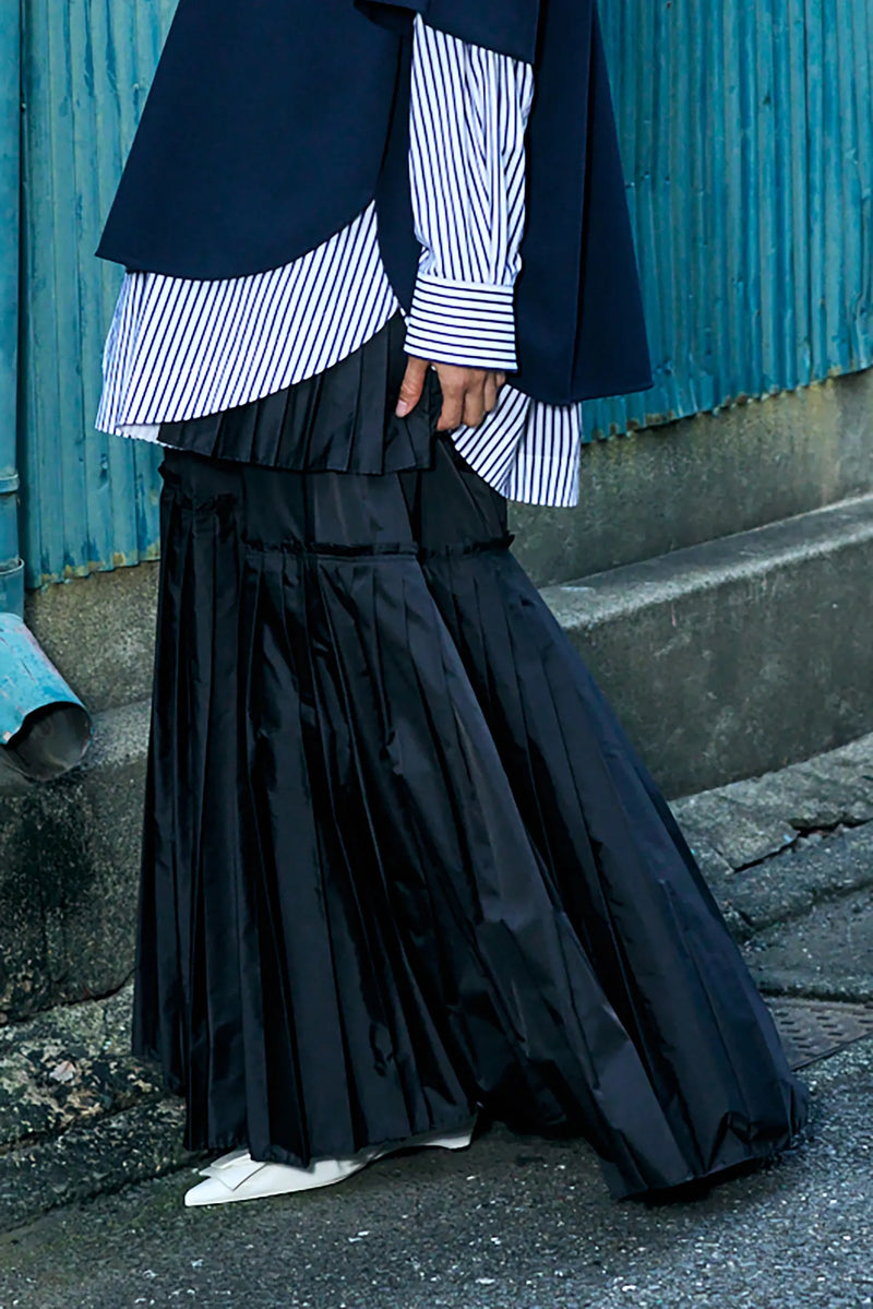 Enfold Random Pleats Skirt Black