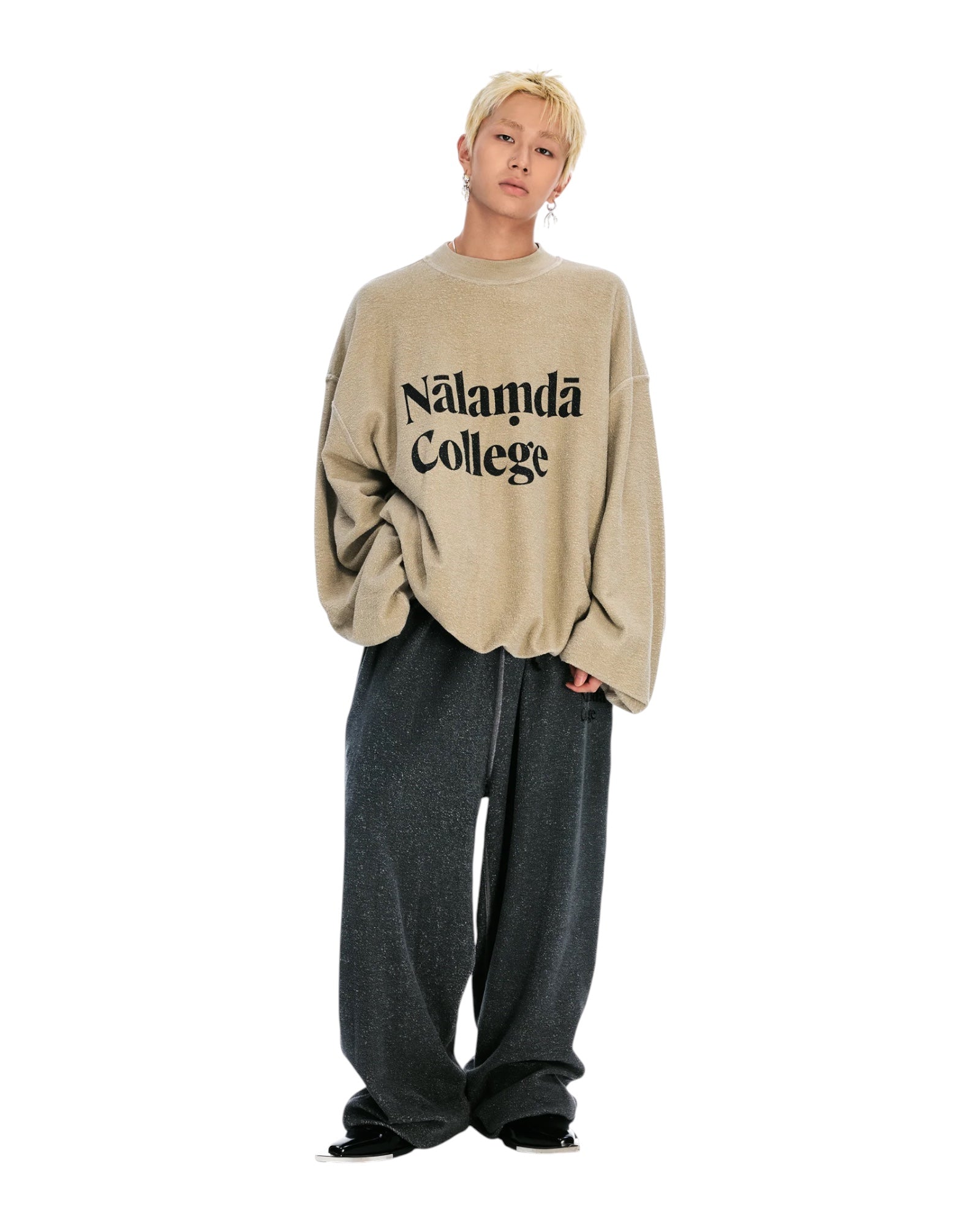 Sankuanz “Nalamda” Print Reversible Crewneck Sweatshirt Beige