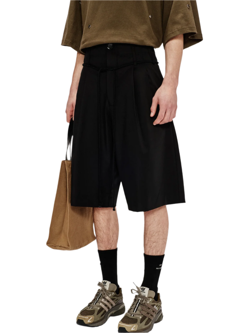 Song for the Mute Double Pleated Shorts Black